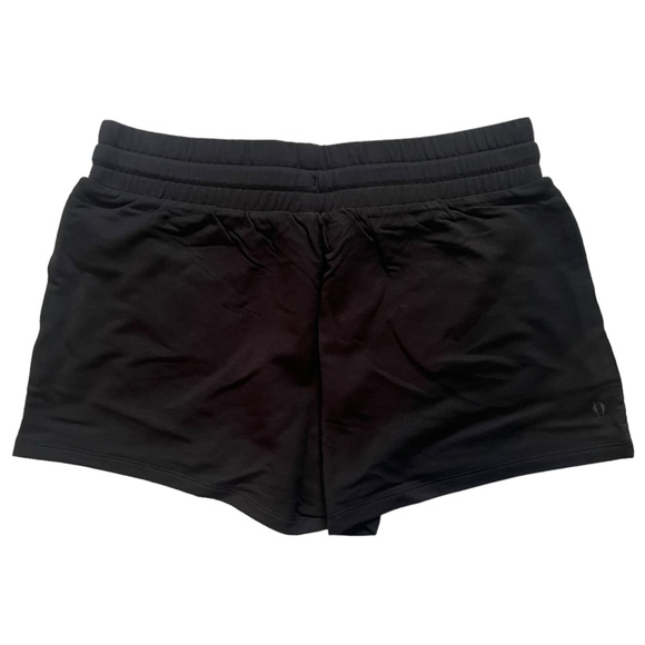 Tavi Cozy Short in Ebony - Picture 3 of 4